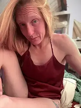 Stripchat Free Porn Cam of GoldenFlameGoddess