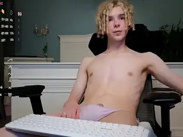 Stripchat Live Sex Cam of Kudi_Minnt