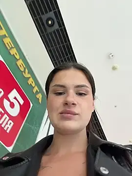 Stripchat Sex Chat of MiraReach