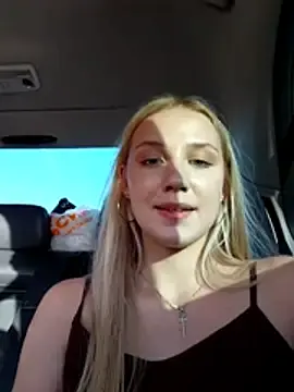 Stripchat Best live sex cam show of caressyourself
