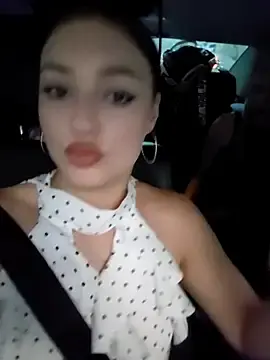 Stripchat Free Porn Cam of caressyourself