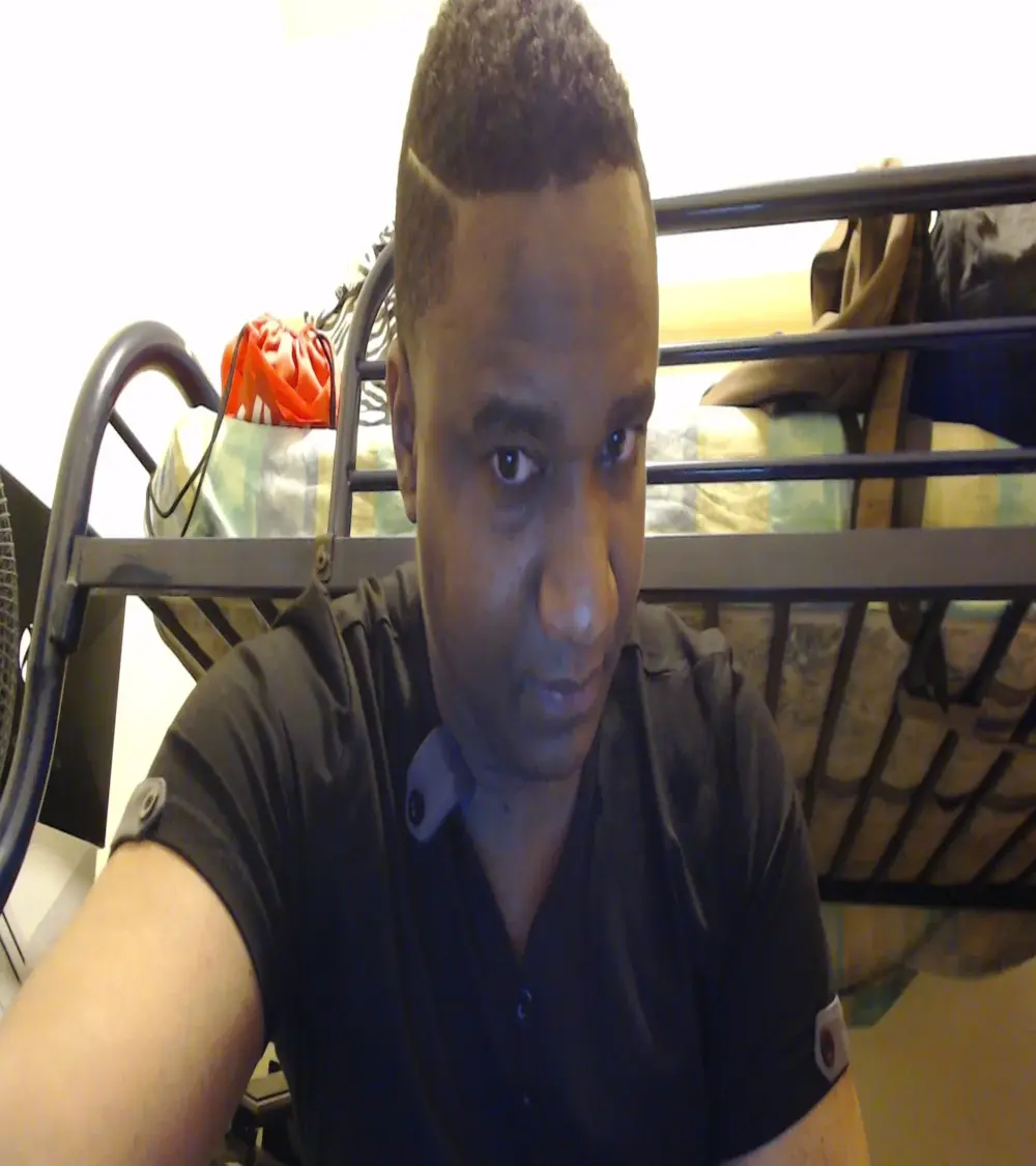 bigcockk23