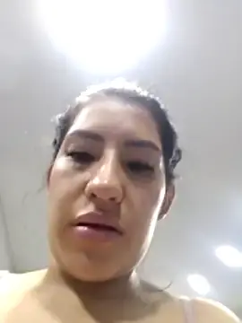 Stripchat Free Live Porn of violetta_4m