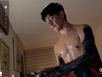 Stripchat Live Sex Cam of ivaaaan_