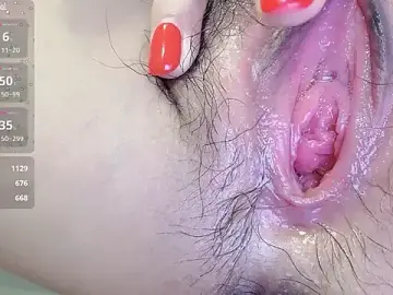 Stripchat Nude Webcam of H-2005