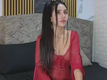 Stripchat Live Sex Cam of LyraenBlue