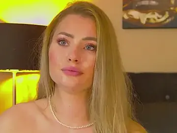 Stripchat Live Sex of MisshaNight