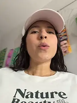 Stripchat Watch Live Sex Cams of LittleDoll___