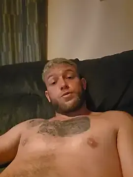 Stripchat Sex Cam of 10AlphaPapa01