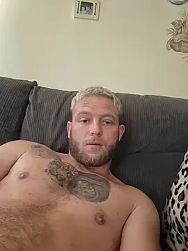 Stripchat Free Porn Cam of 10AlphaPapa01