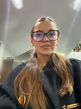 Stripchat Live Sex Cam of _Nina_1