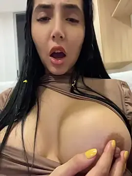Stripchat Live Sex Cam of _Nina_1
