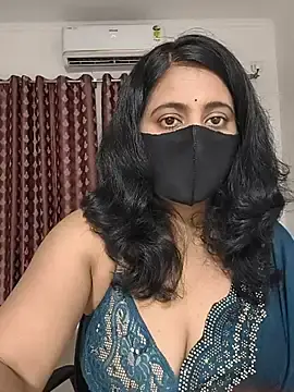 Stripchat Free Porn Cam of Cute-Maanvi