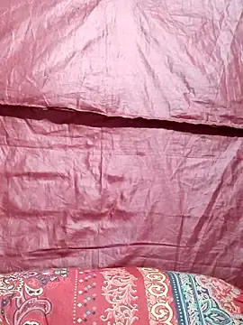 Stripchat Nude Webcam of Gulapi_N