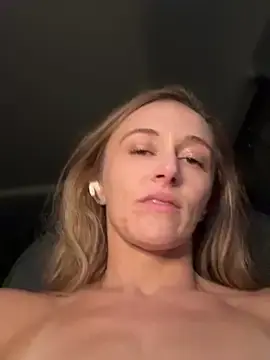 Stripchat Best Webcam of lunagirl13