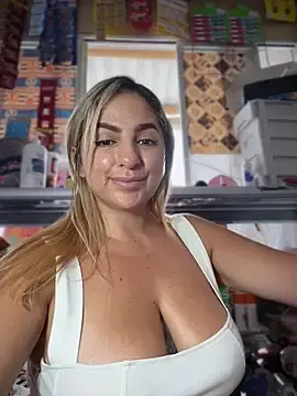 Stripchat Nude Webcam of sammyqueenx21