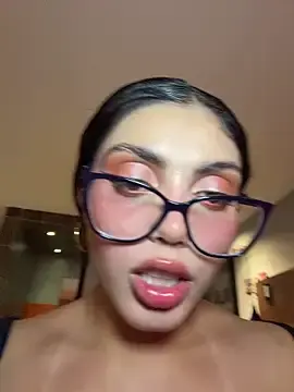Stripchat Adult Video Chat of zui_lu