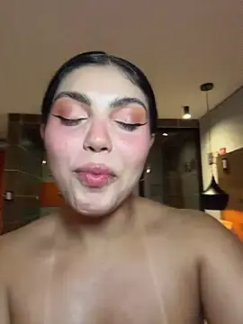 Stripchat Sex Cam of zui_lu