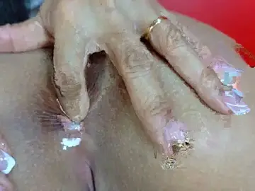 Stripchat Live Sex Cam of candymia68