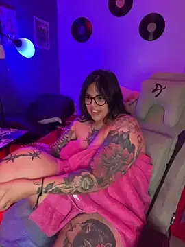 Stripchat Sex Chat of miacanela_xo