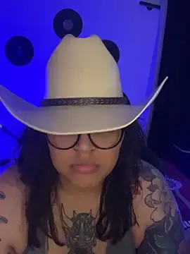 Stripchat Free Porn Cam of miacanela_xo