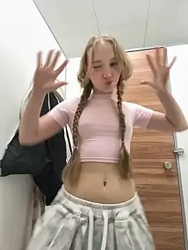 Stripchat Live Sex of bambi_lu
