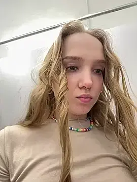 Stripchat Free Live Porn of bambi_lu