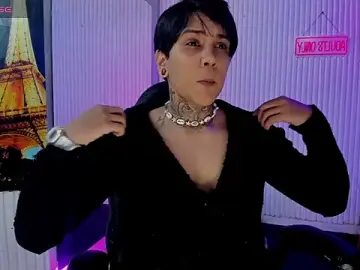 Stripchat Watch Live Sex Cams of ZhoeStrong