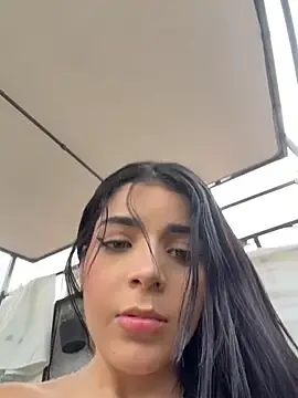 Stripchat Live Sex Cam of ArieliciousXXX