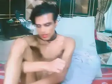 Stripchat Sex Cam of IndianLipstickLuna