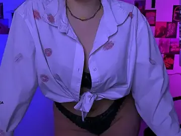 Stripchat Adult Video Chat of luna_berryy