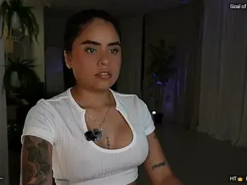 Stripchat Free Porn Cam of penelopesexx