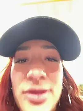 Stripchat Live Sex Cam of ariiel_