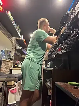 Stripchat Free Porn Cam of trainwithme