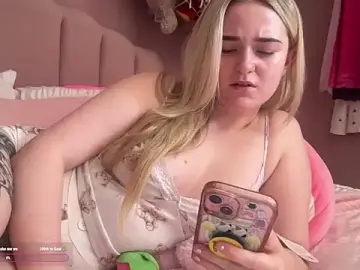 Stripchat Free Live Porn of Pinkiepieexo
