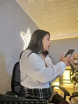 Stripchat Best live sex cam show of izzylove_1