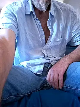 Stripchat Live Sex Cam of eddouxxx78