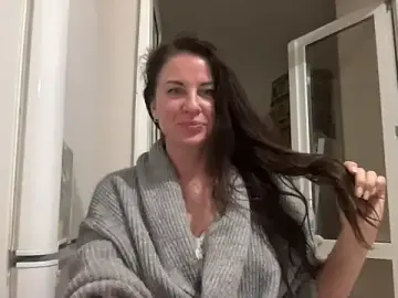 Stripchat Live Porn of marikyz888