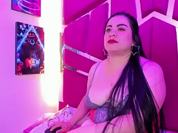 Stripchat Free Porn Cam of Emilyy_Moon_