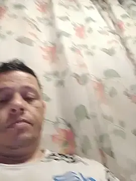 Stripchat Live Sex Cam of IgoramorimGG