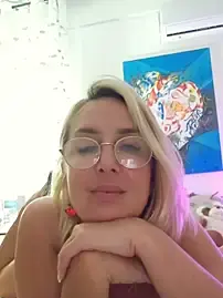 Stripchat Live Porn of MariaRichi_