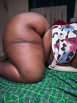 Stripchat Best Webcam of m_yummyshish