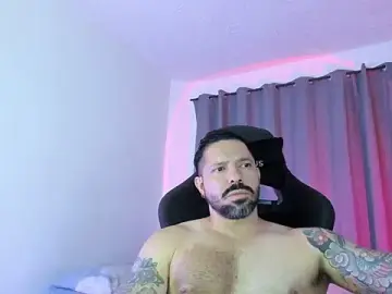 Stripchat Best live sex cam show of Pierre_Vidal