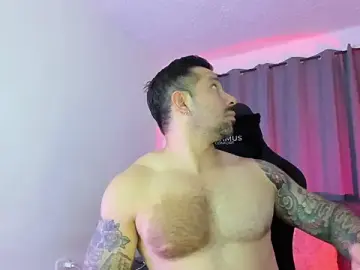 Stripchat Free Porn Cam of Pierre_Vidal
