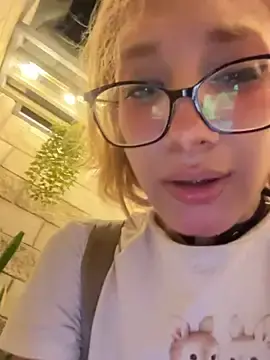 Stripchat Sex Chat of SweetBunnyGF