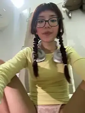 Stripchat Live Porn of SweetBunnyGF