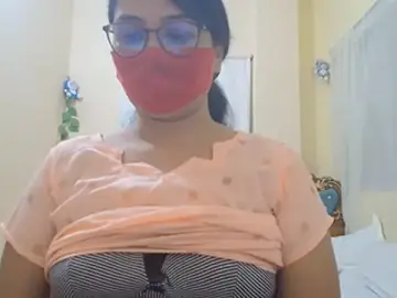 Stripchat Nude Webcam of Elena_cruz5