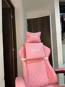 Stripchat Live Sex of jailyncam_
