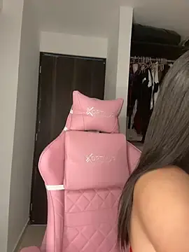 Stripchat Free Porn Cam of jailyncam_