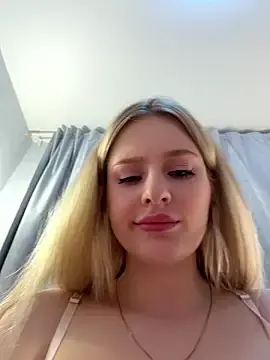Stripchat Live Sex Cam of CaseyCumFace